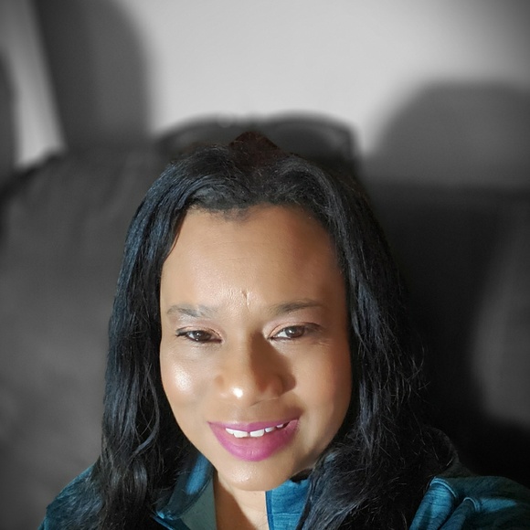 Meet your Posher, Jonelle - Picture 1 of 1